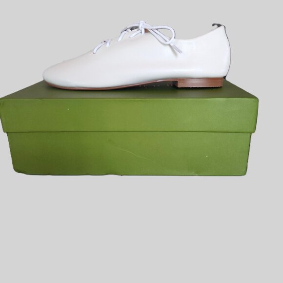 Japanese Style Women's White Leather Flat Shoes - Size 39 (7.5-8) - Picture 7 of 12